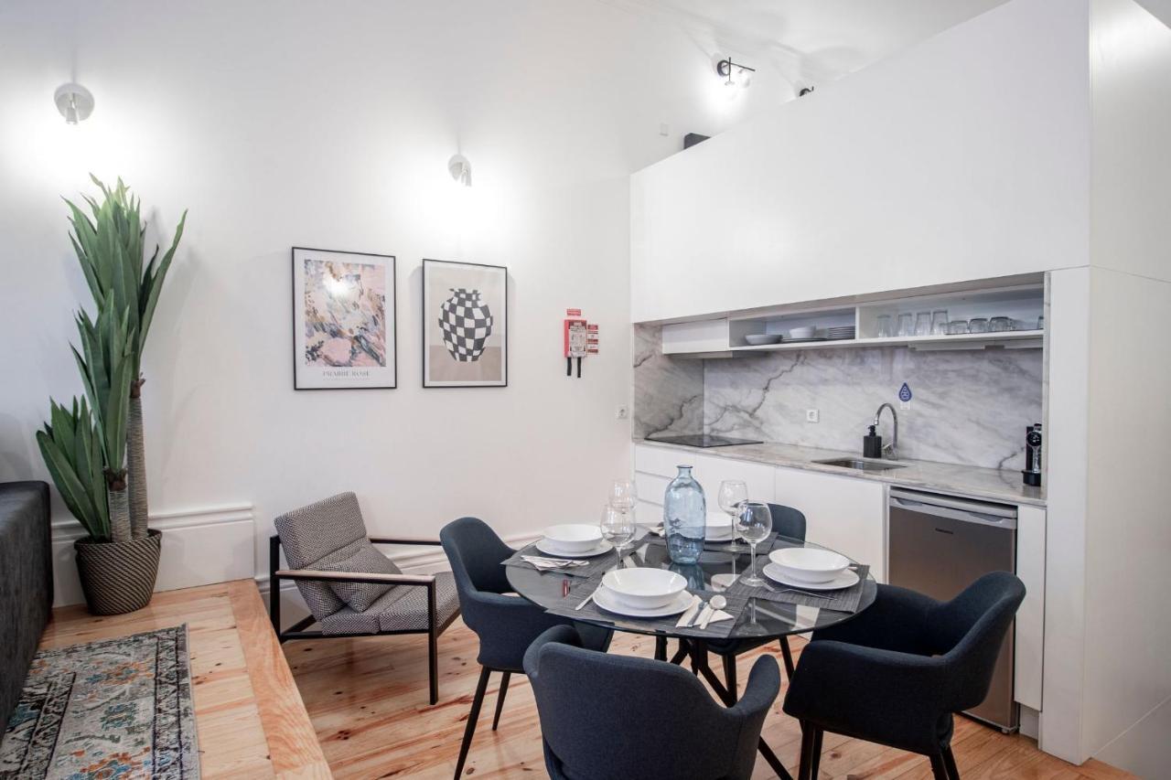 Wonderful Downtown Studio By Lovelystay Porto Buitenkant foto